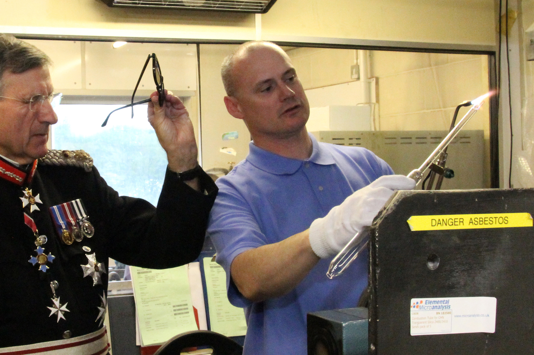 Mark Hitchin demonstrates fire polishing in the Glass workshop